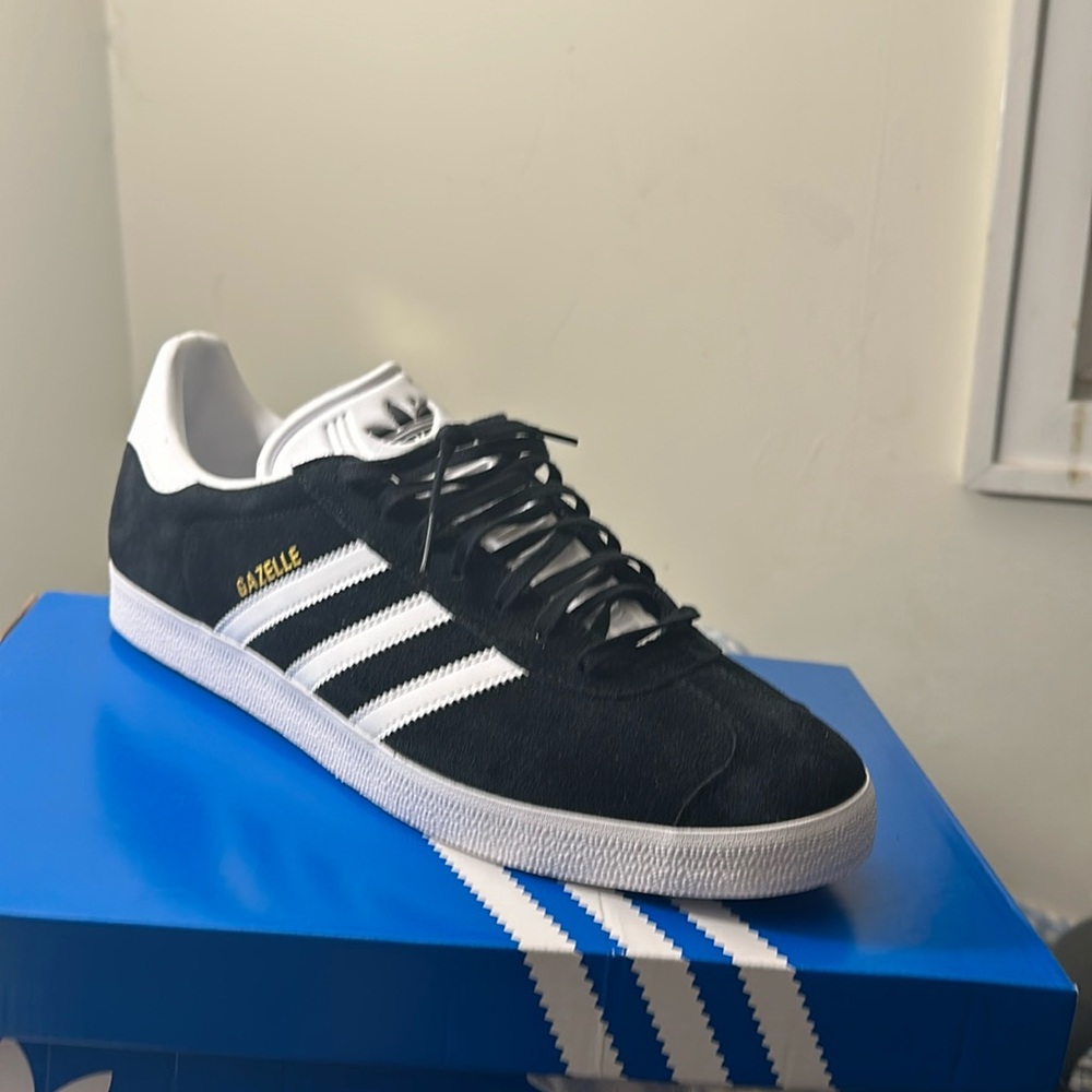 Adidas Gazelle - Brand New - Size Men’s 13